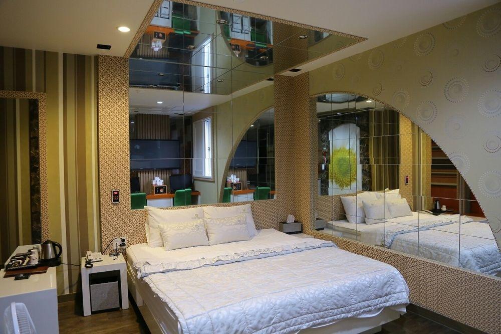 Vovtel Motel Busan Eksteriør bilde