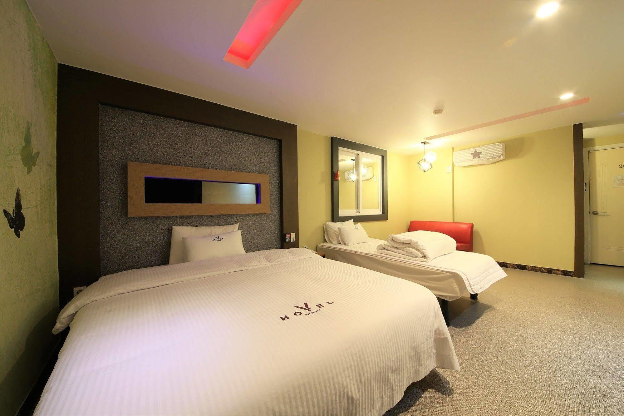 Vovtel Motel Busan Eksteriør bilde